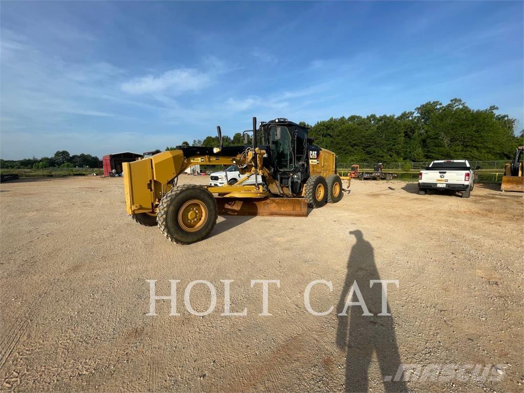 CAT 140M3 معدات تمهيد الطرق