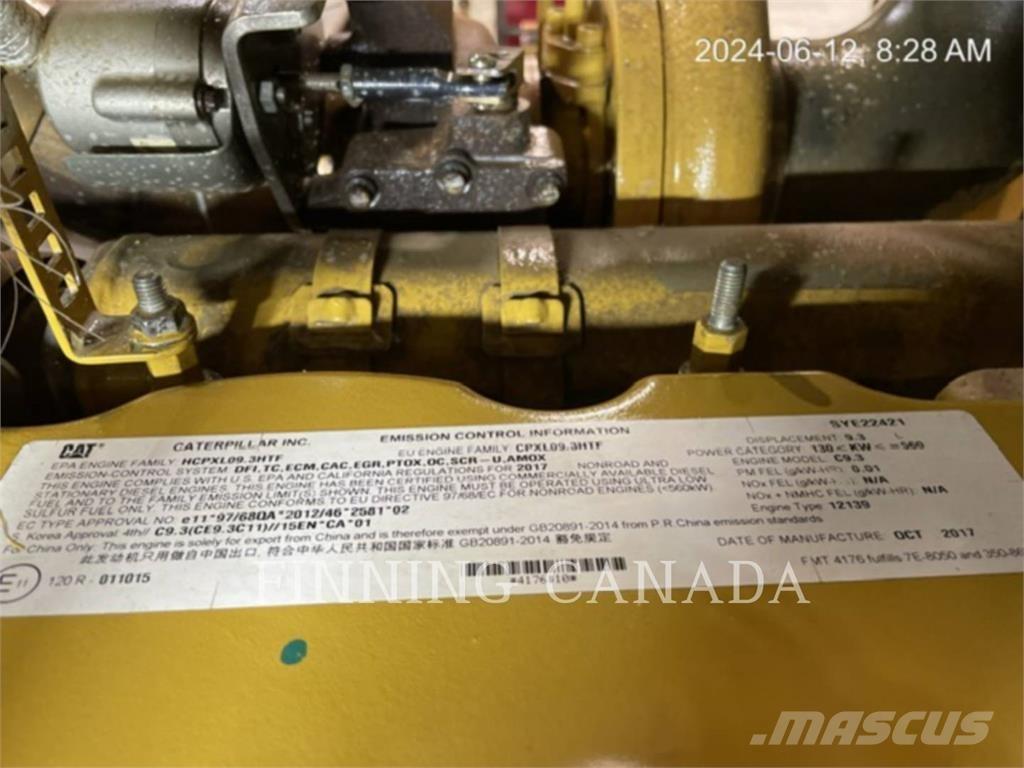 CAT 140M3 معدات تمهيد الطرق