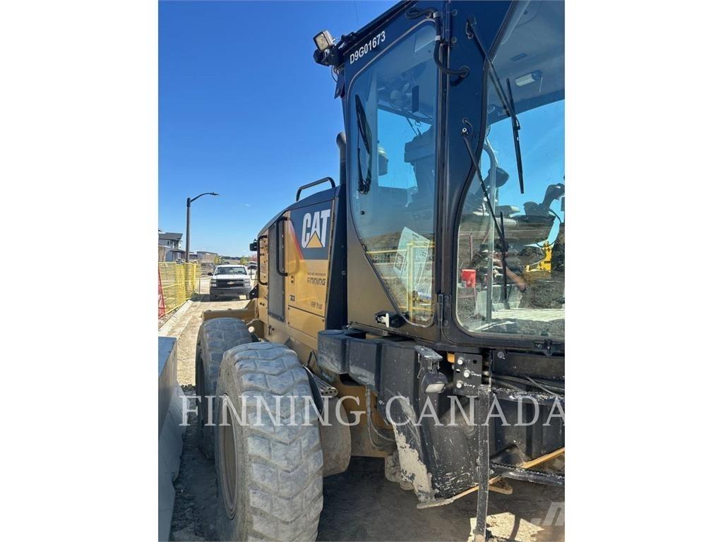 CAT 140M3 معدات تمهيد الطرق