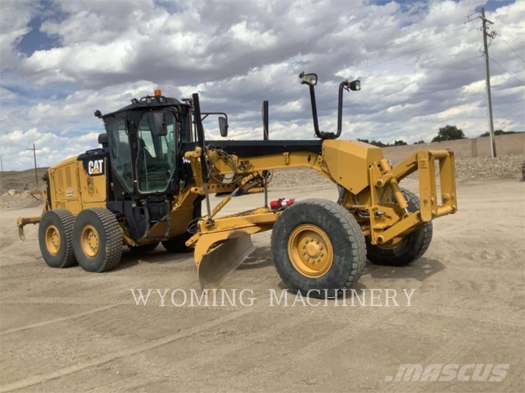 CAT 140M3 معدات تمهيد الطرق