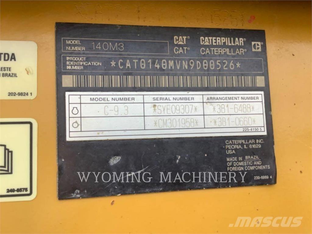 CAT 140M3 معدات تمهيد الطرق