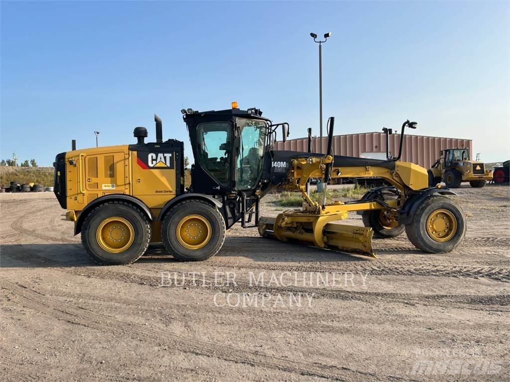 CAT 140M3 AWD معدات تمهيد الطرق