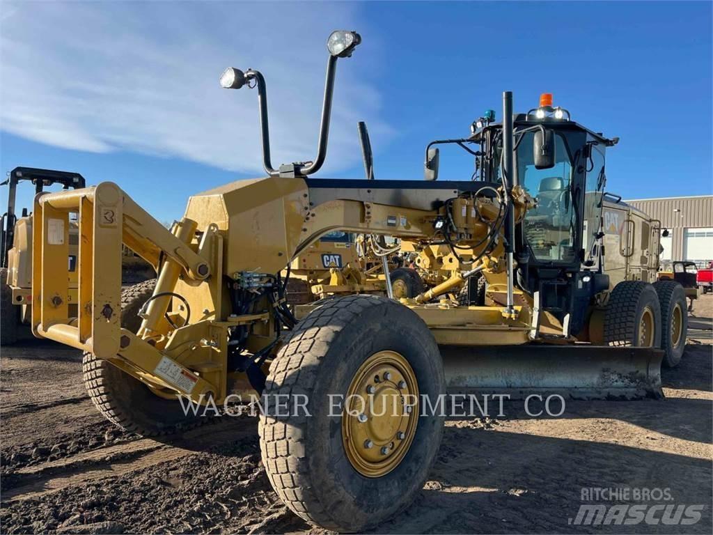 CAT 140M3 AWD معدات تمهيد الطرق