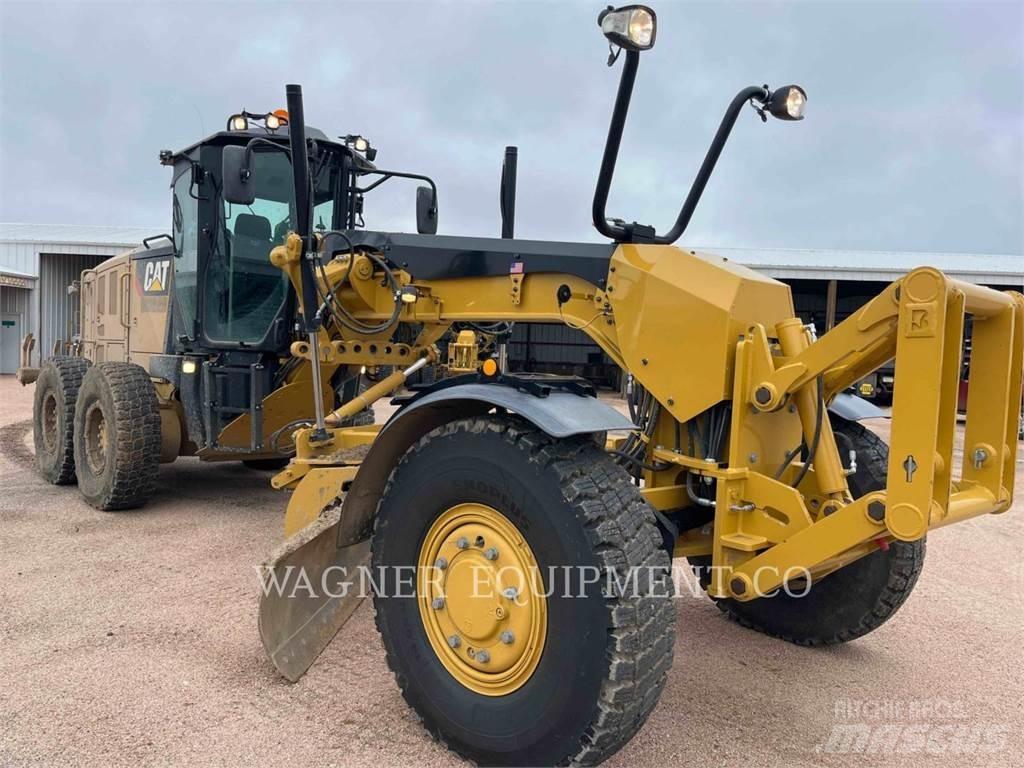 CAT 140M3 AWD معدات تمهيد الطرق