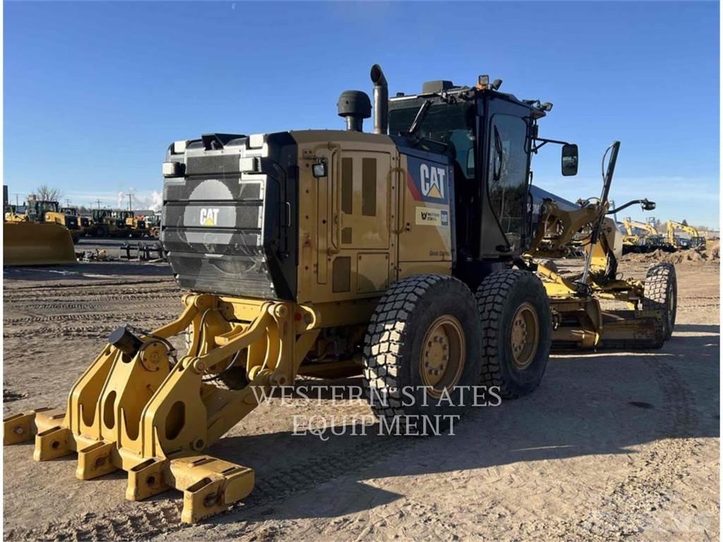CAT 140M3 AWD معدات تمهيد الطرق