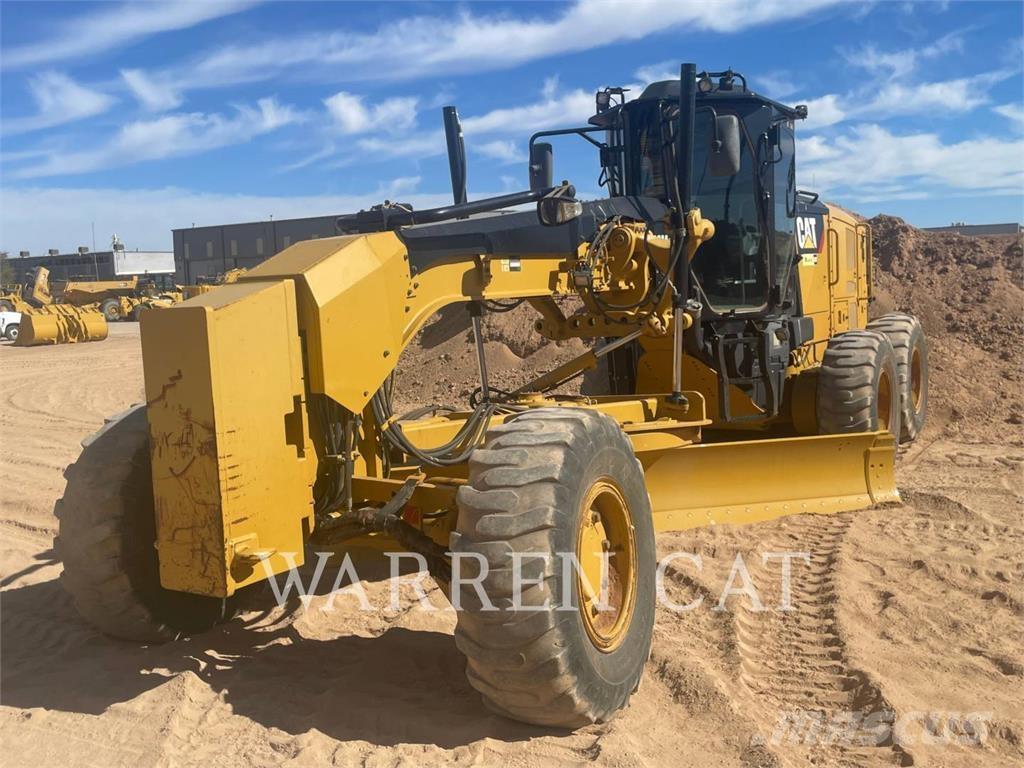 CAT 140M3 AWD معدات تمهيد الطرق