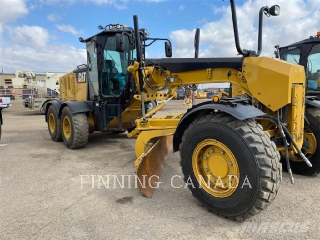 CAT 140M3 AWD معدات تمهيد الطرق