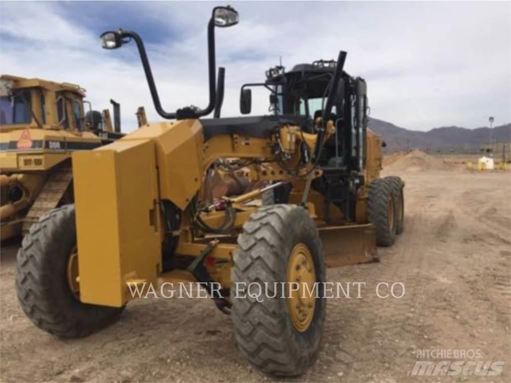 CAT 140M3 AWD معدات تمهيد الطرق