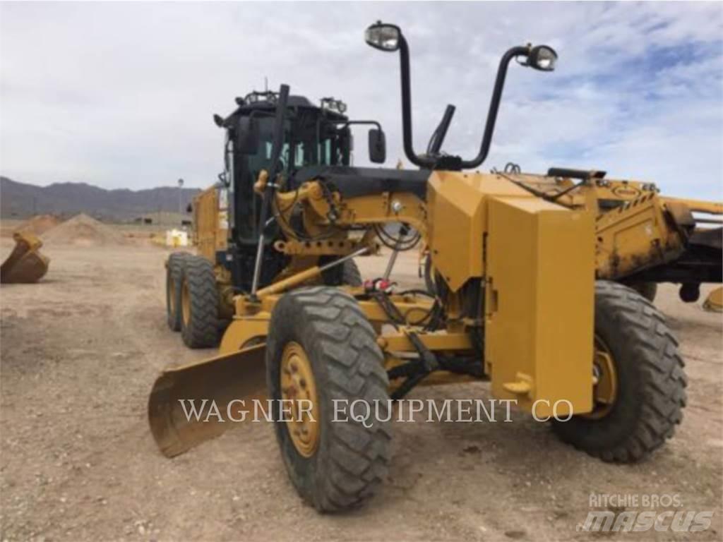 CAT 140M3 AWD معدات تمهيد الطرق