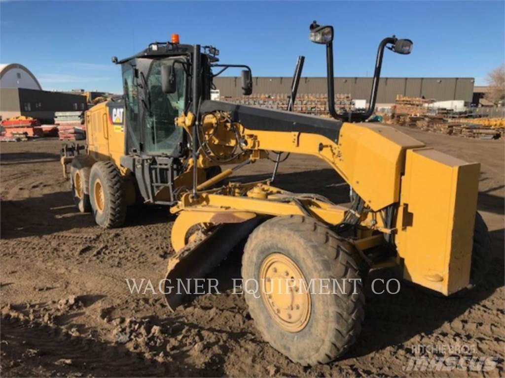 CAT 140M3 AWD معدات تمهيد الطرق