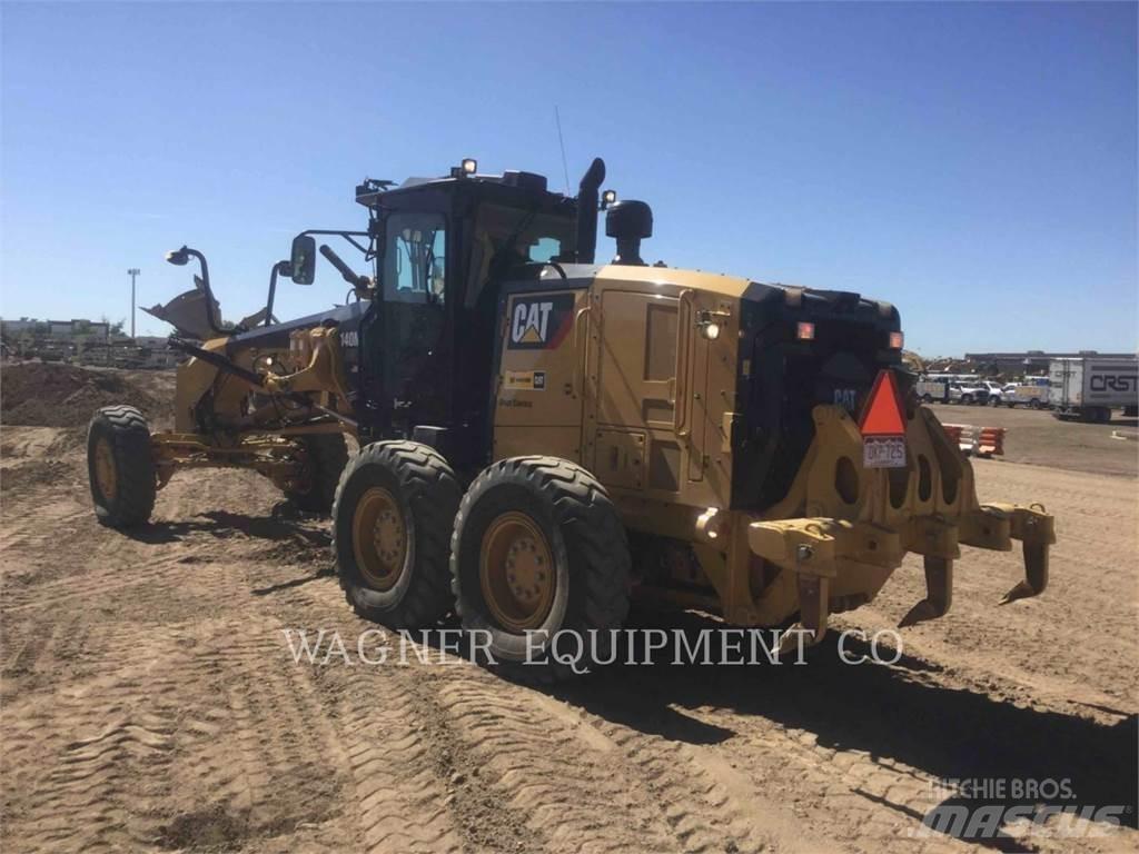 CAT 140M3 AWD معدات تمهيد الطرق