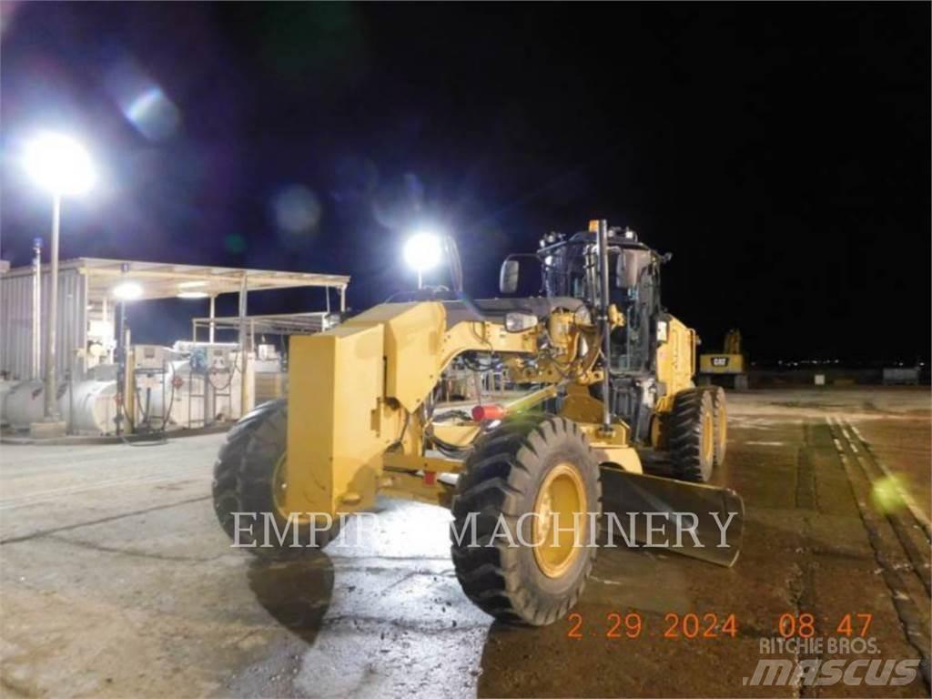 CAT 140M3 TE معدات تمهيد الطرق
