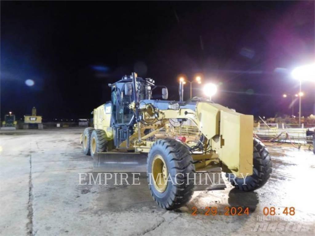 CAT 140M3 TE معدات تمهيد الطرق