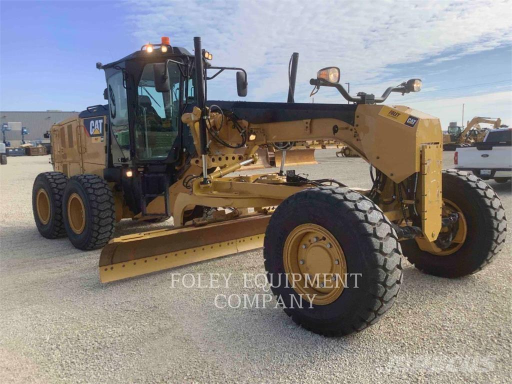 CAT 140M3AW معدات تمهيد الطرق