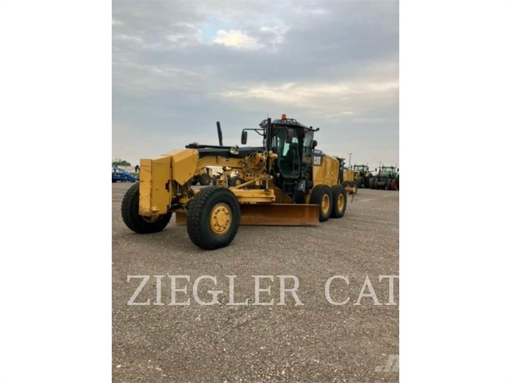 CAT 140M3AWD معدات تمهيد الطرق