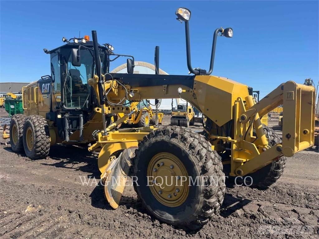 CAT 140M3AWD معدات تمهيد الطرق