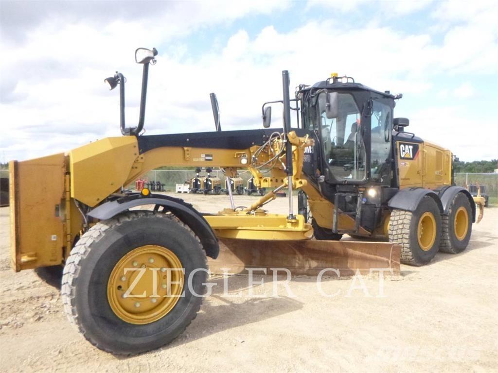 CAT 140M3AWD معدات تمهيد الطرق