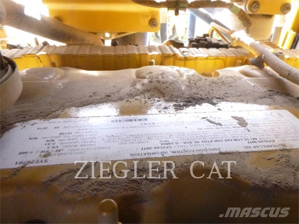 CAT 140M3AWD معدات تمهيد الطرق