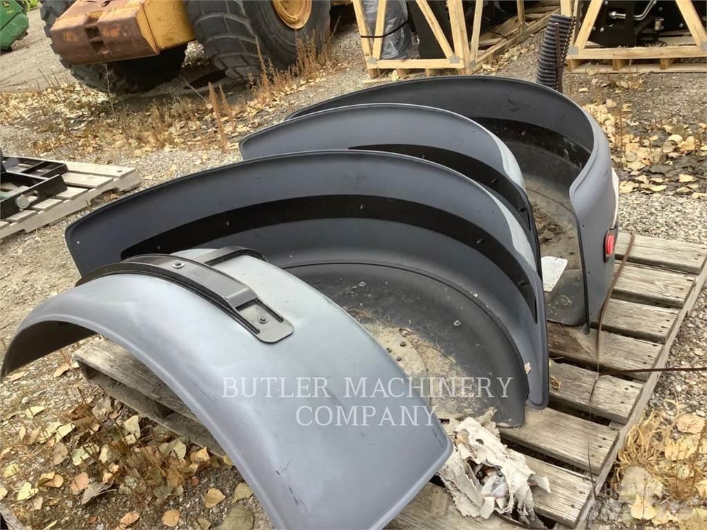 CAT 140M3REARFENDER أخرى