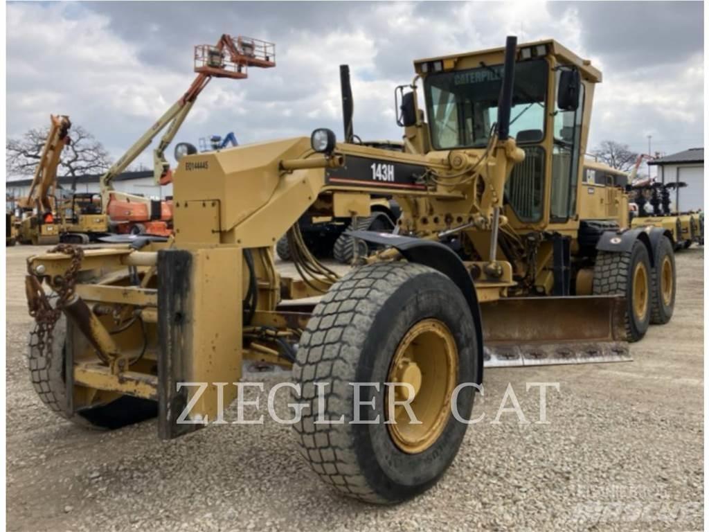 CAT 143H معدات تمهيد الطرق