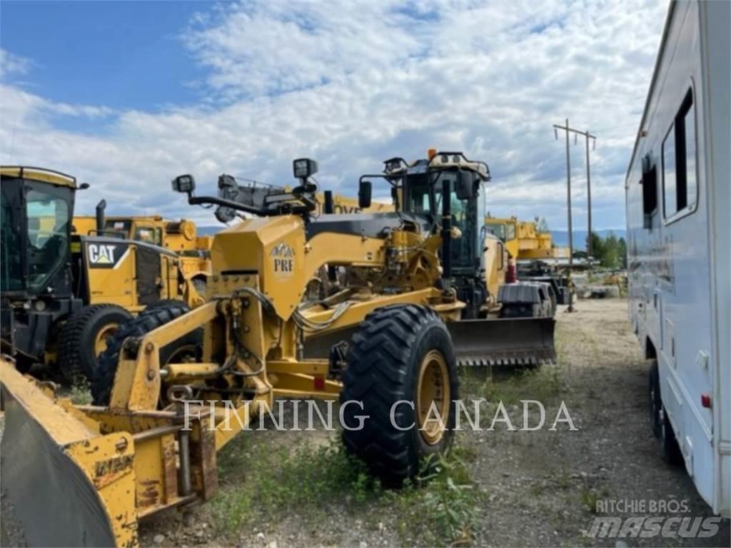 CAT 14M معدات تمهيد الطرق
