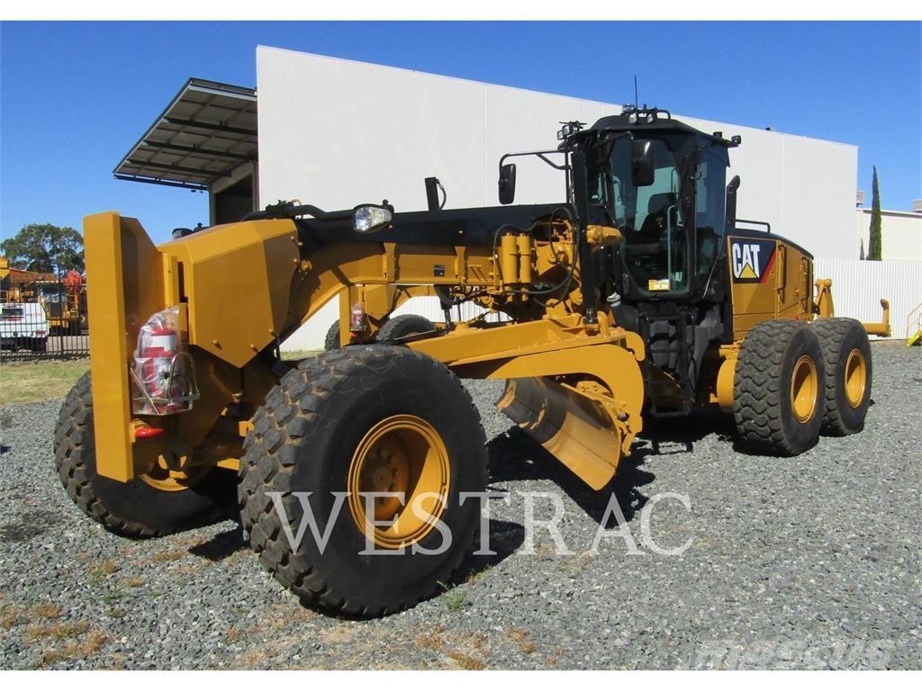 CAT 14M معدات تمهيد الطرق