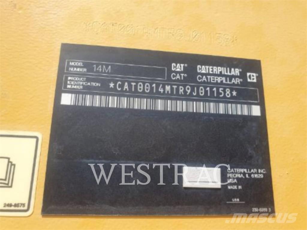 CAT 14M معدات تمهيد الطرق