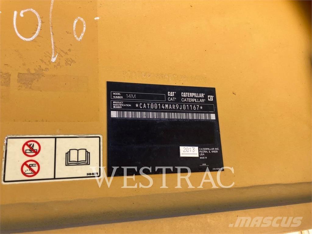 CAT 14M معدات تمهيد الطرق