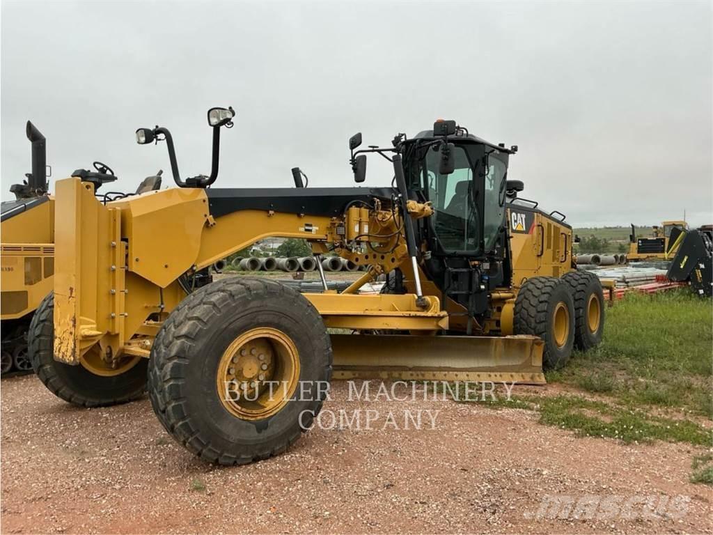 CAT 14M3 معدات تمهيد الطرق