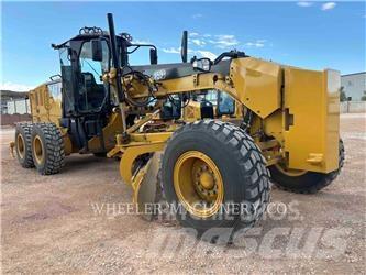 CAT 150 15 معدات تمهيد الطرق