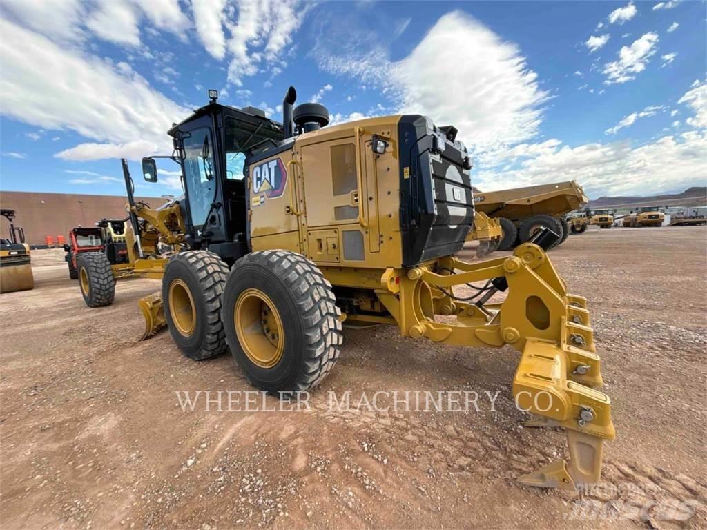 CAT 150 15 معدات تمهيد الطرق