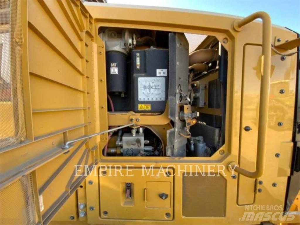 CAT 150-15 معدات تمهيد الطرق