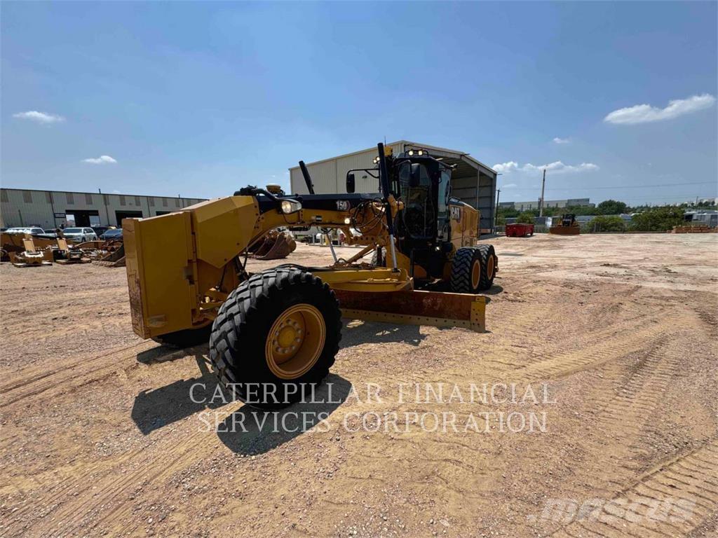 CAT 150-15 معدات تمهيد الطرق