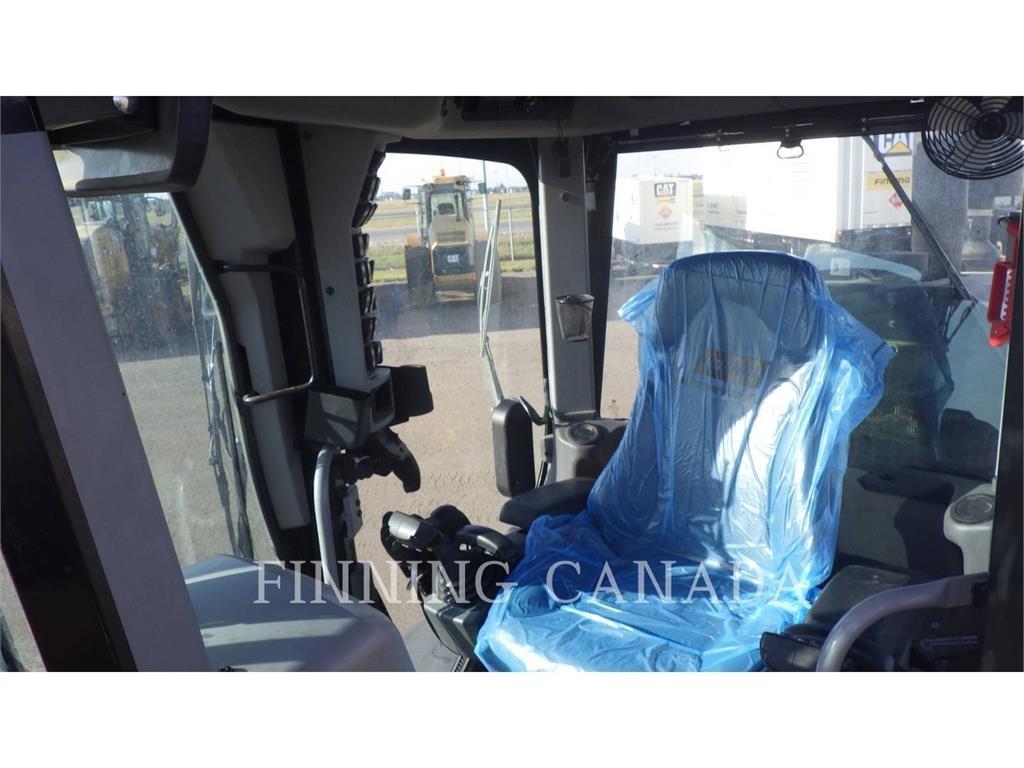 CAT 150-15 معدات تمهيد الطرق