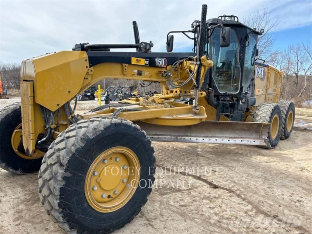CAT 150-15AW معدات تمهيد الطرق