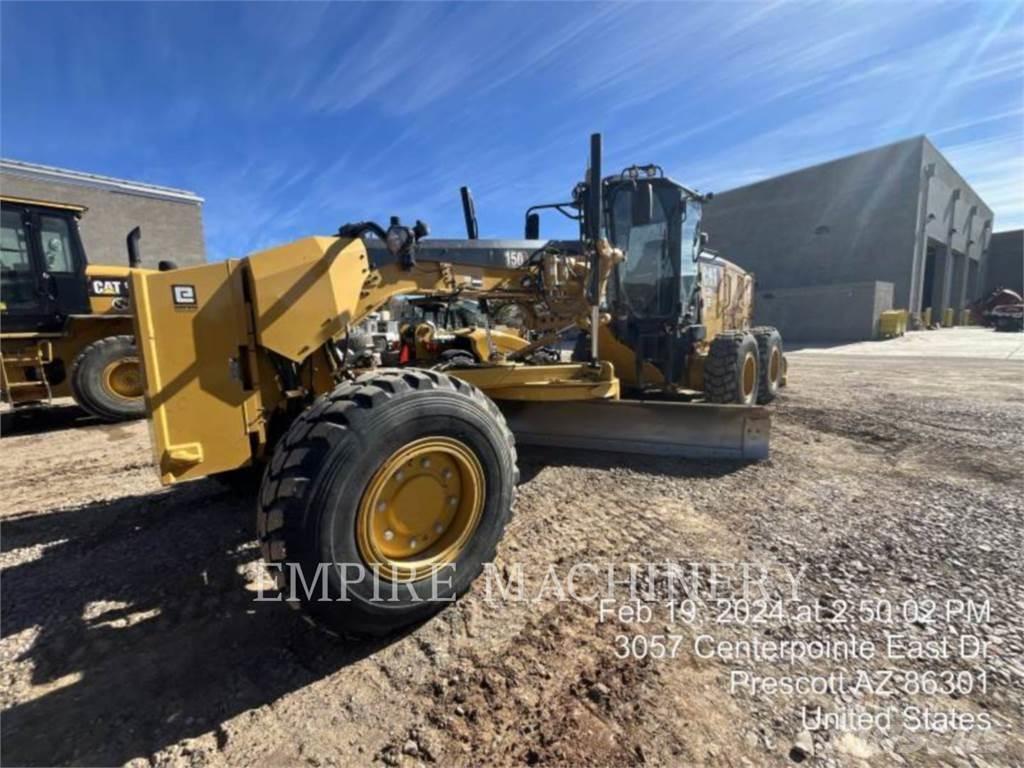 CAT 150-15AWDT معدات تمهيد الطرق
