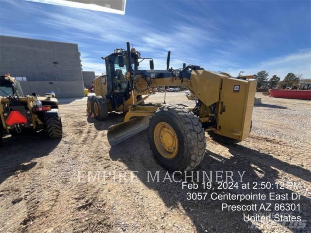 CAT 150-15AWDT معدات تمهيد الطرق