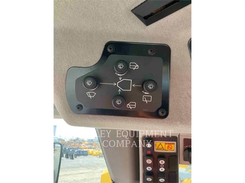 CAT 150-15AWI معدات تمهيد الطرق
