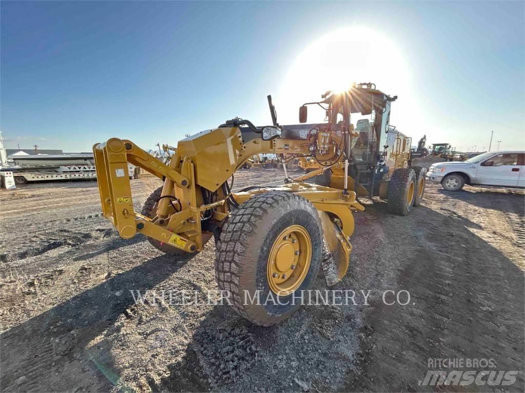 CAT 150 AWD معدات تمهيد الطرق