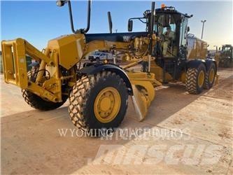 CAT 150 AWD معدات تمهيد الطرق