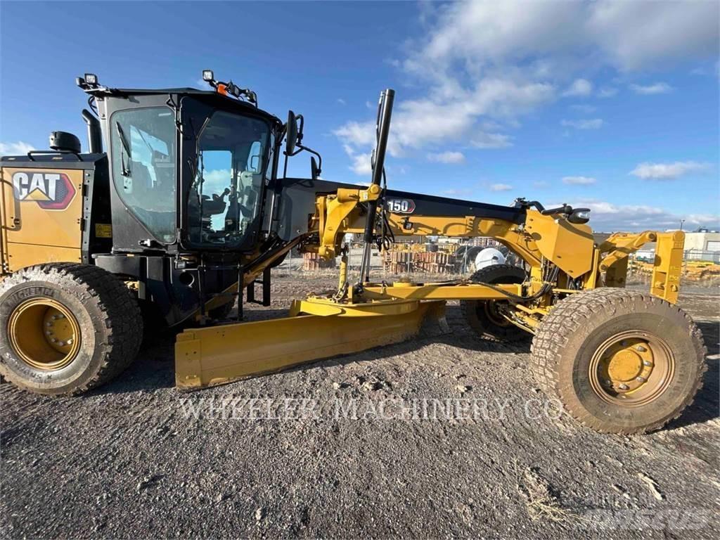 CAT 150 AWD معدات تمهيد الطرق