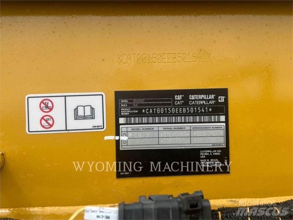 CAT 150 AWD معدات تمهيد الطرق