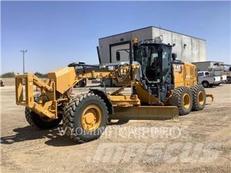 CAT 150 AWD معدات تمهيد الطرق
