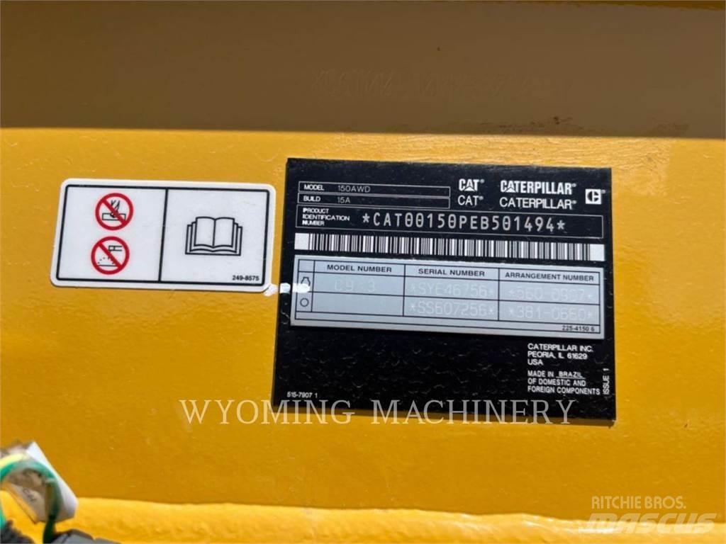 CAT 150 AWD معدات تمهيد الطرق