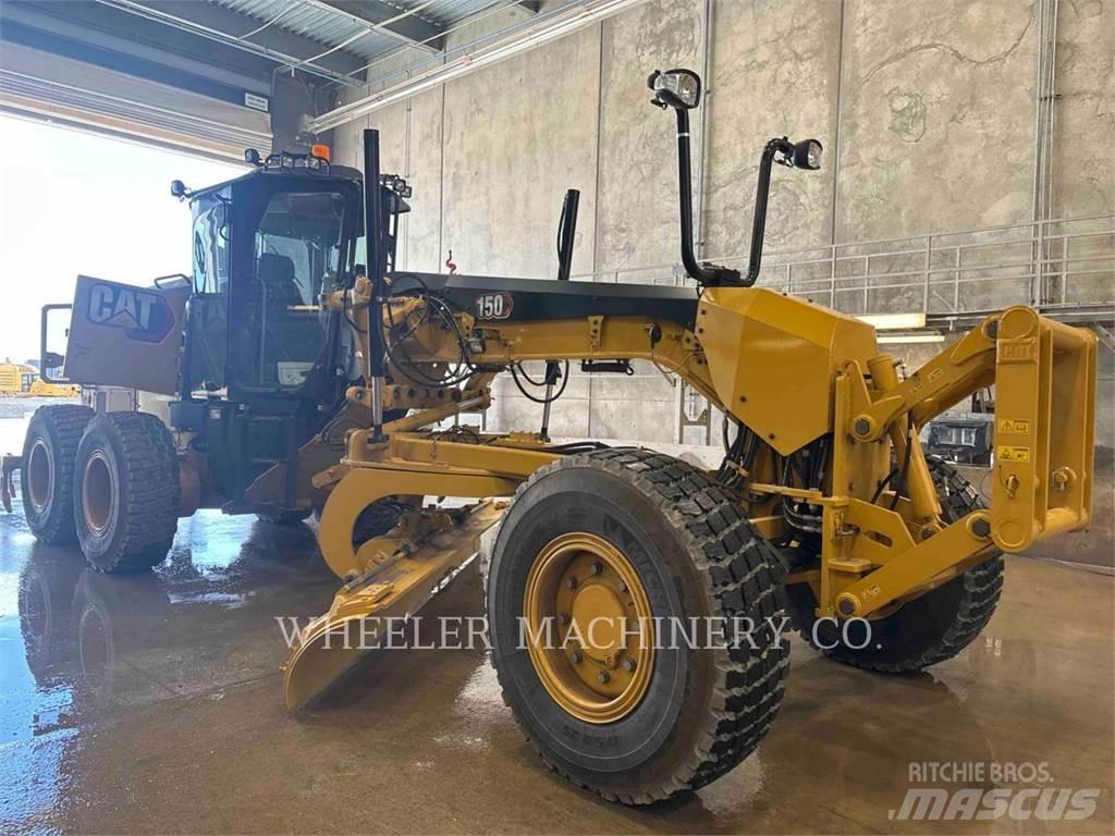 CAT 150 AWD معدات تمهيد الطرق
