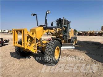 CAT 150 AWD معدات تمهيد الطرق