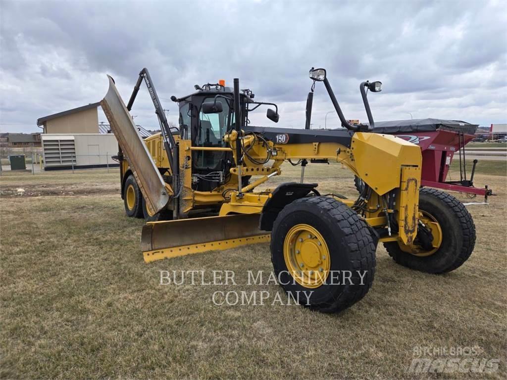 CAT 150 AWD معدات تمهيد الطرق