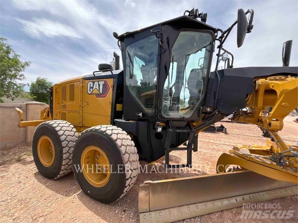CAT 150 AWD معدات تمهيد الطرق
