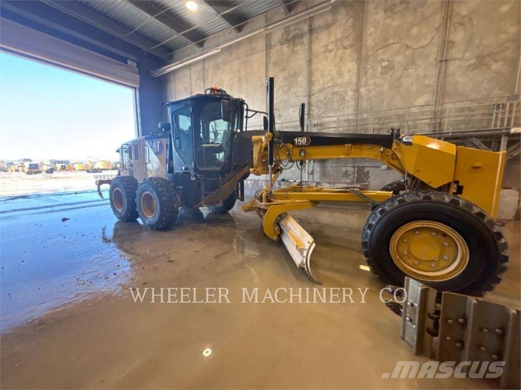 CAT 150 AWD معدات تمهيد الطرق