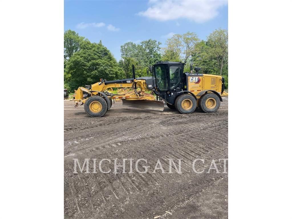 CAT 150 AWD معدات تمهيد الطرق